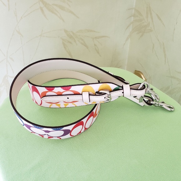 COACH STRAP RAINBOW SIGNATURE CANVAS:NWT CHALK/RAINBOW PRIDE CJ952 - Picture 2 of 11